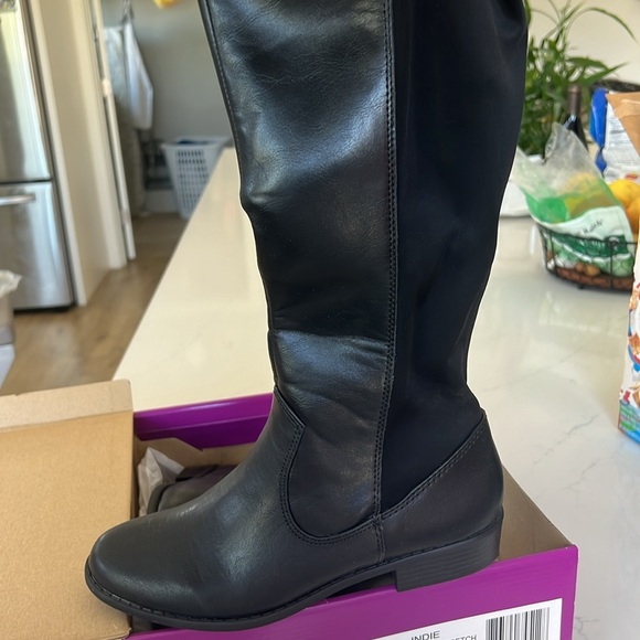 One time  used boots rampage - Picture 3 of 5